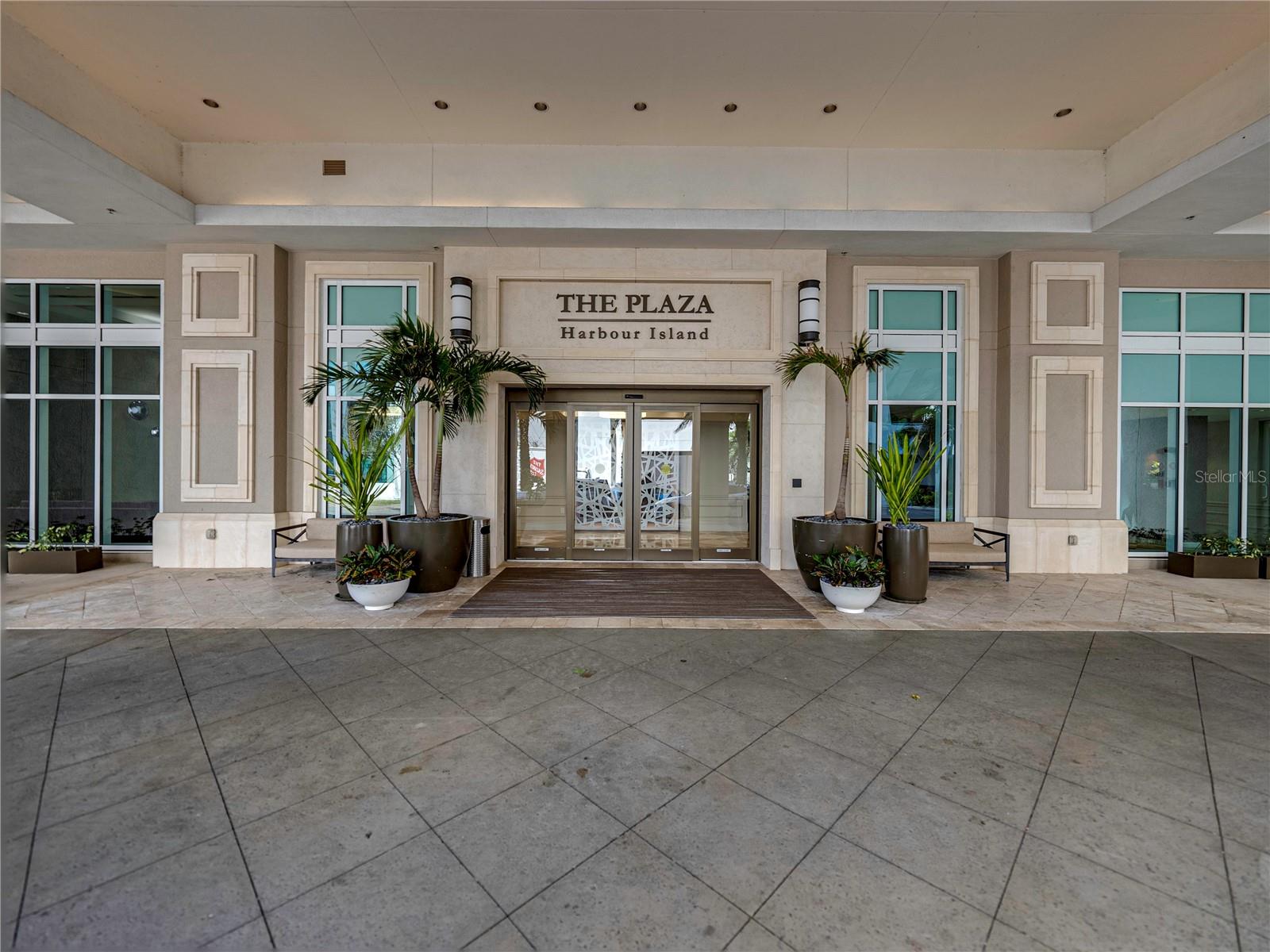 450 KNIGHTS RUN AVENUE #405
