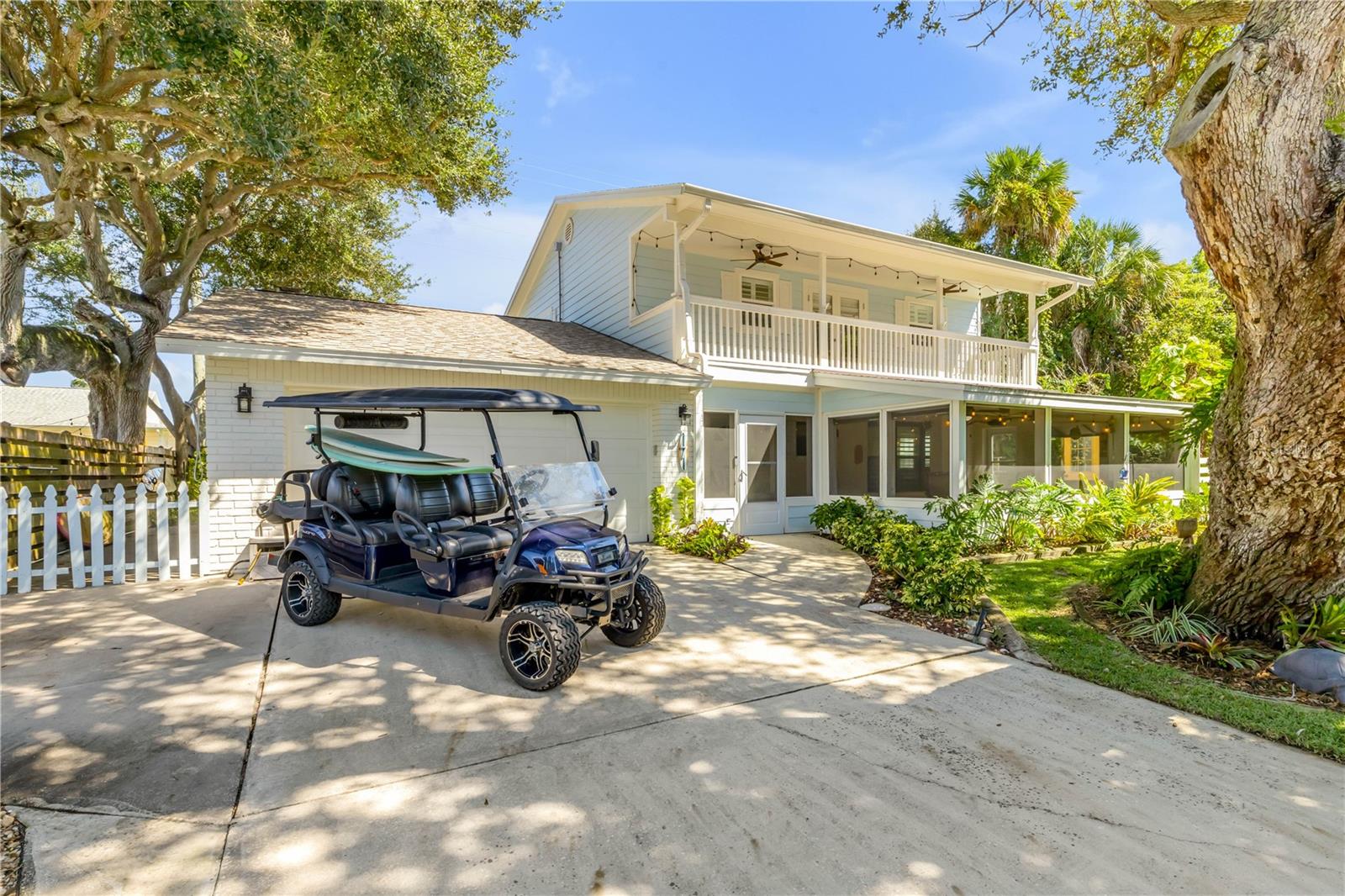 7 OAK TREE DRIVE