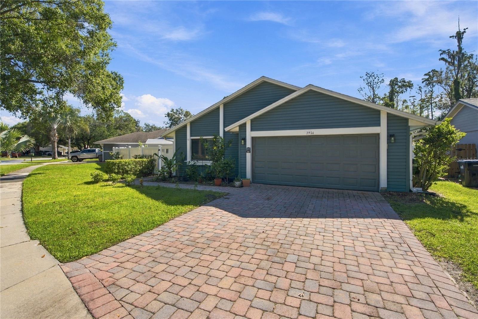 7914 AUTUMN WOOD DRIVE