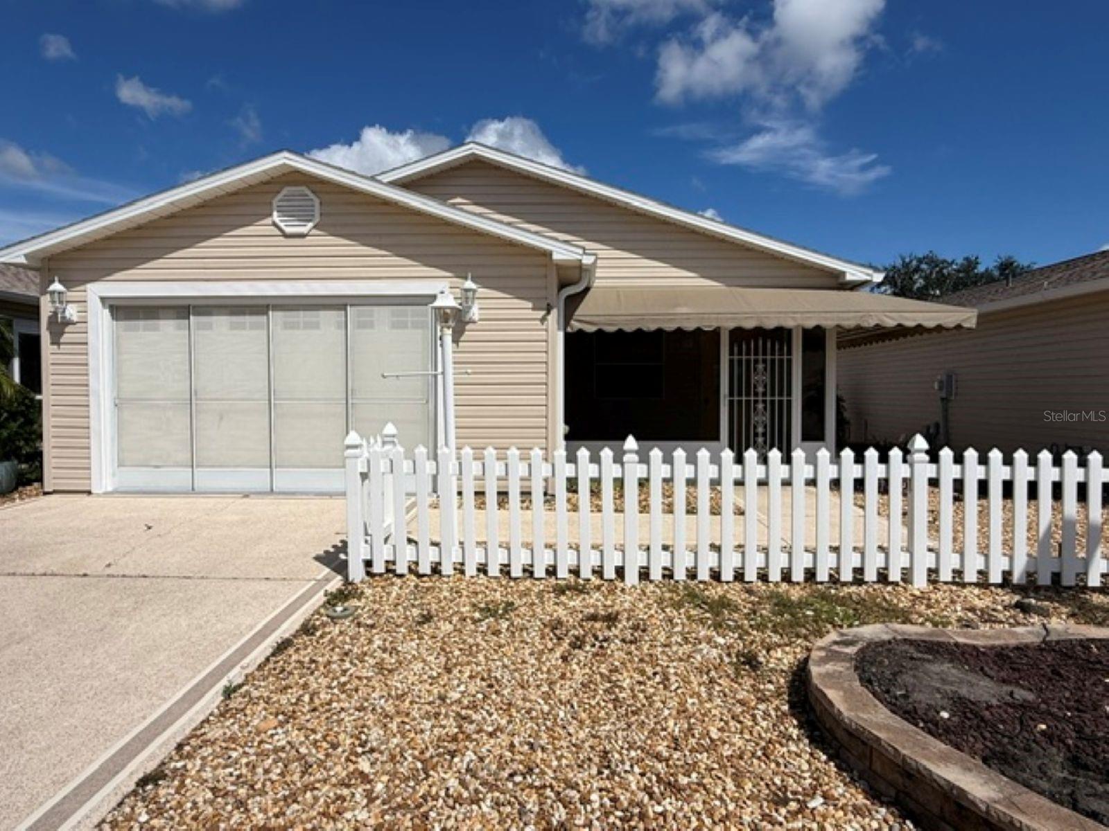 2459 LAUREL BAY LANE