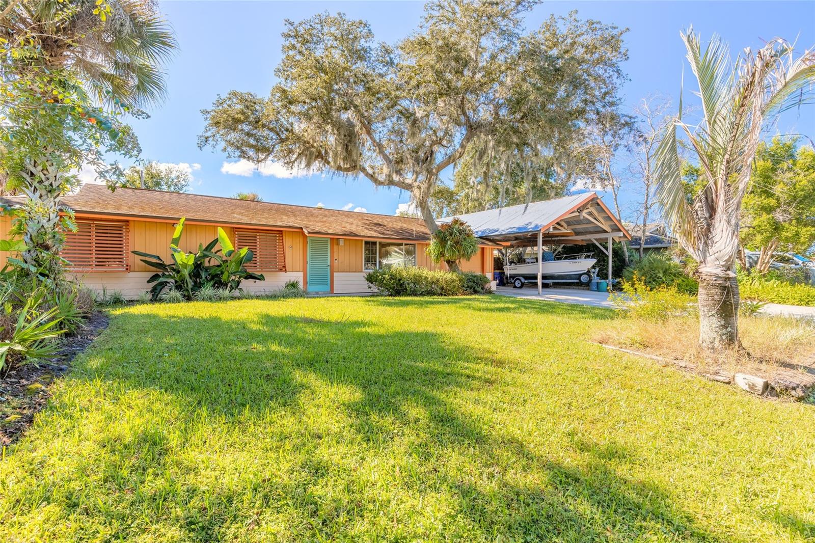 2526 ROYAL PALM DRIVE