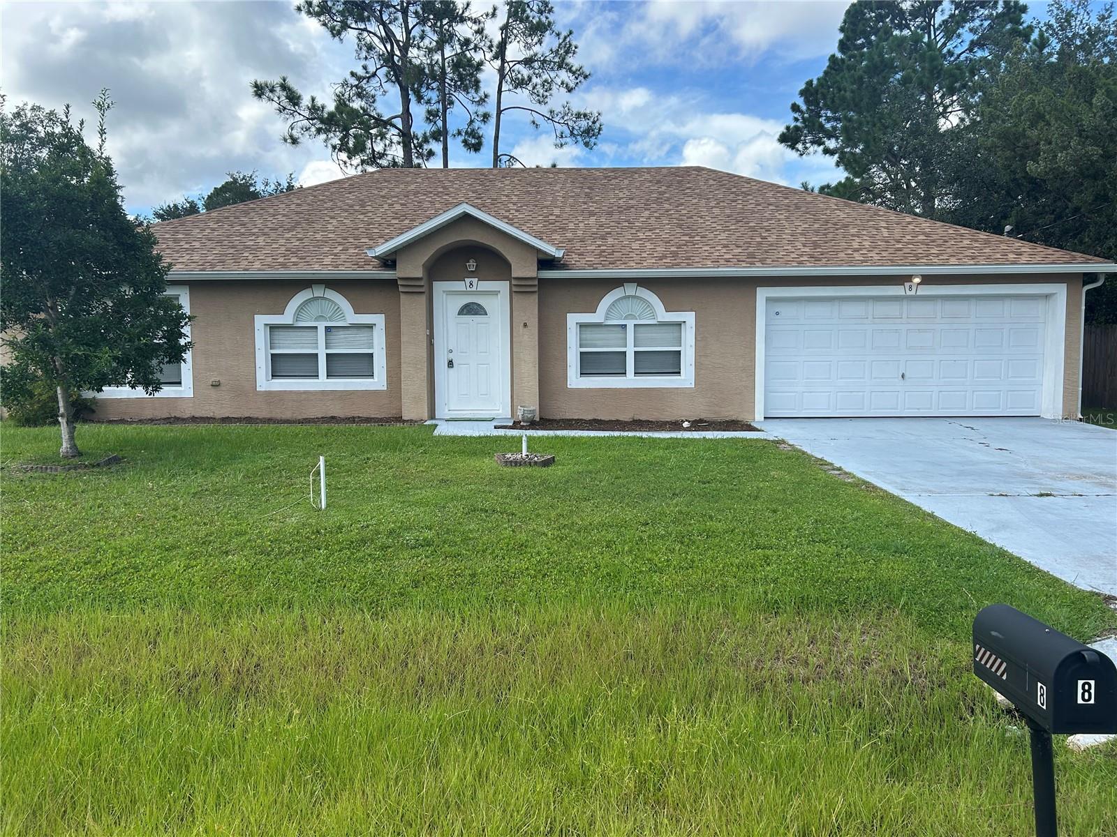 8 RENWORTH PLACE