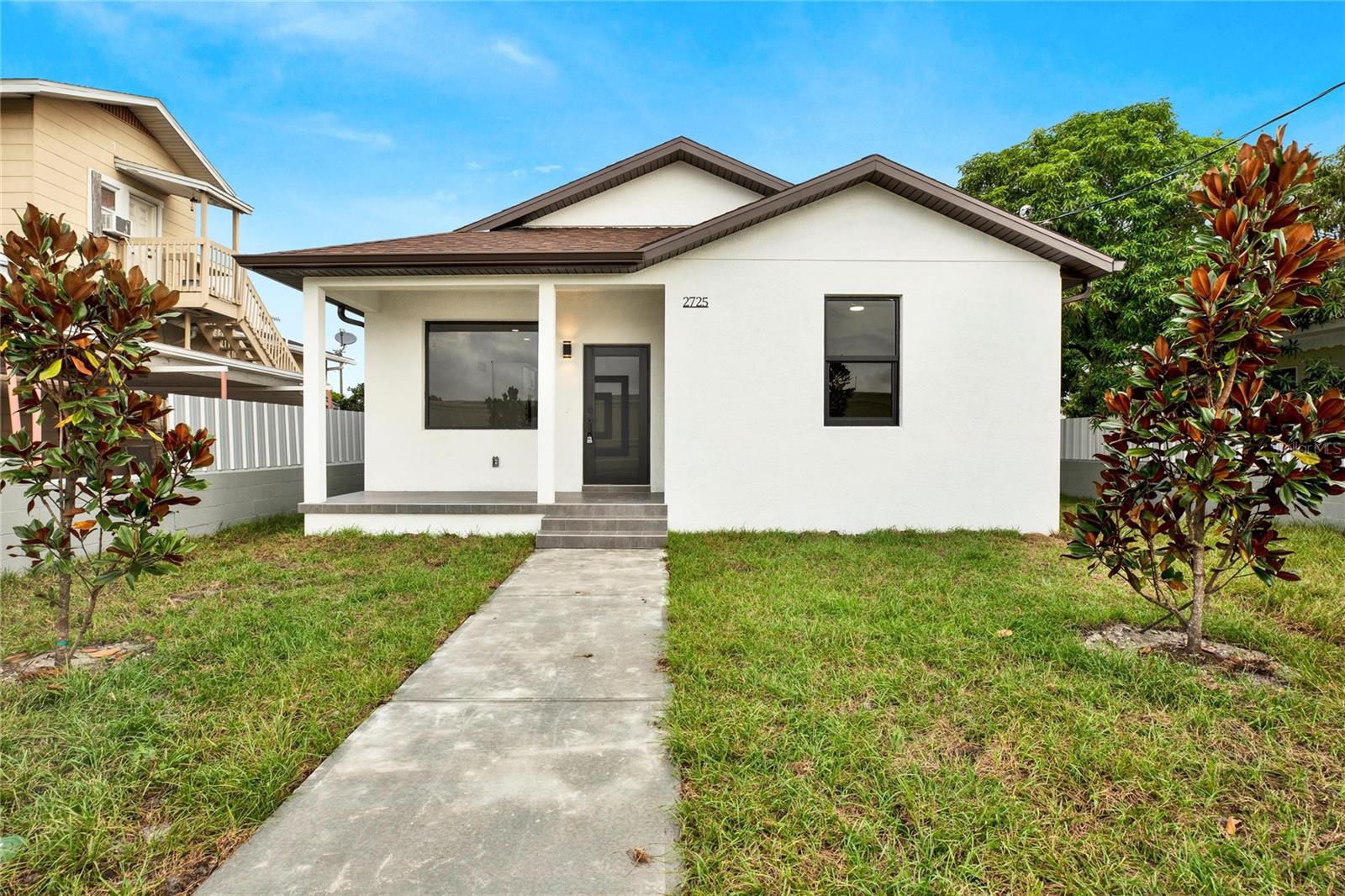 2725 W GREEN STREET home for sale in Mac Farlanes