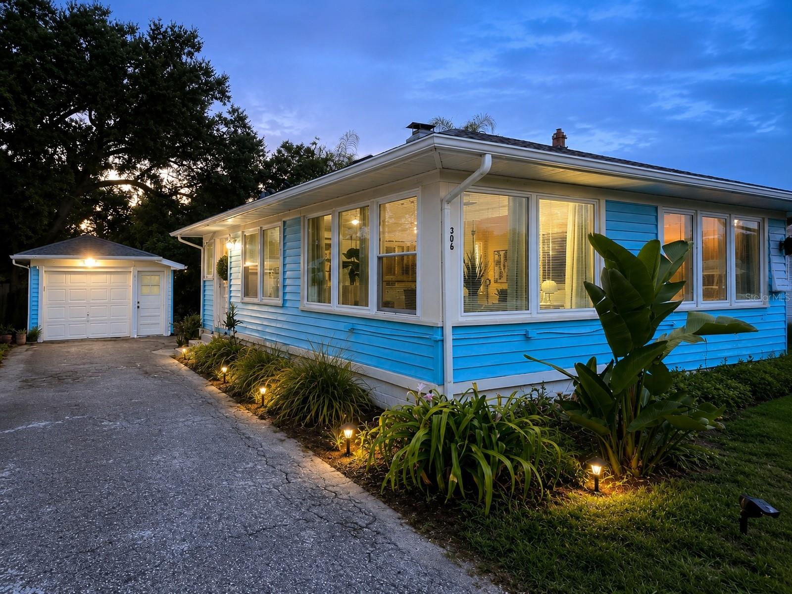 306 N HIGHLAND AVENUE