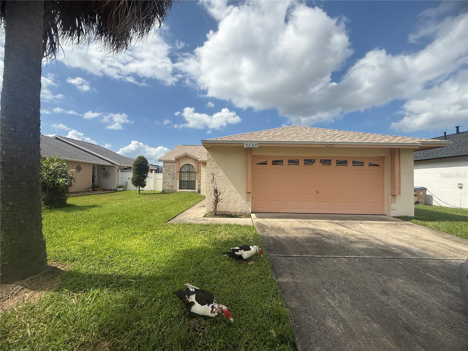 5209 BROKEN ARROW DRIVE home for sale in Indian Wells