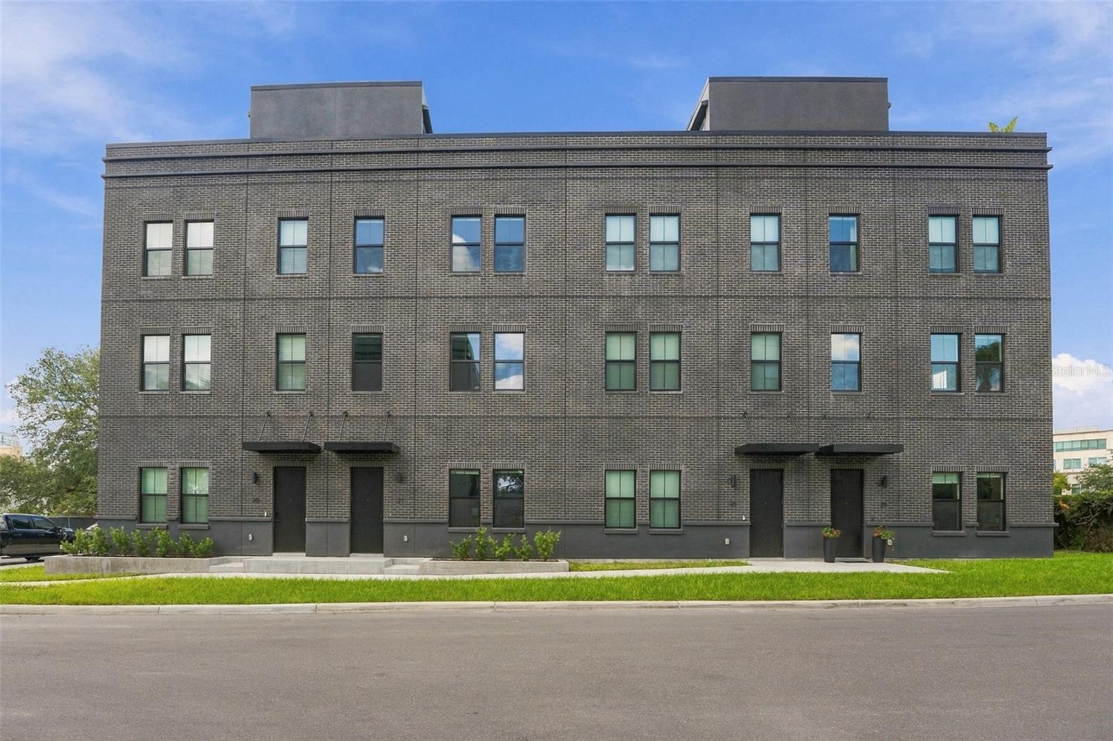 1218 E KAY STREET #27