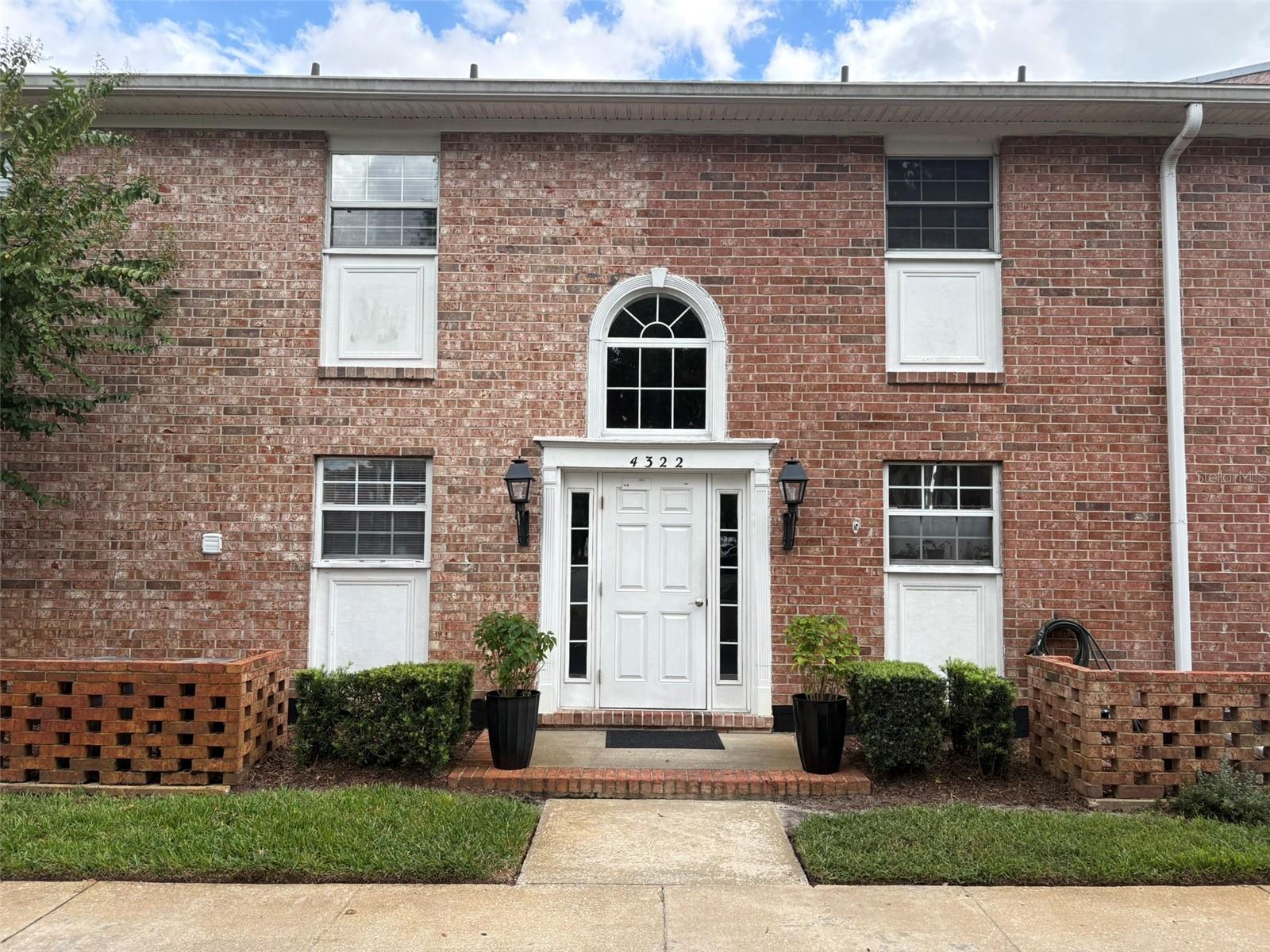 4322 LAKE UNDERHILL ROAD #D