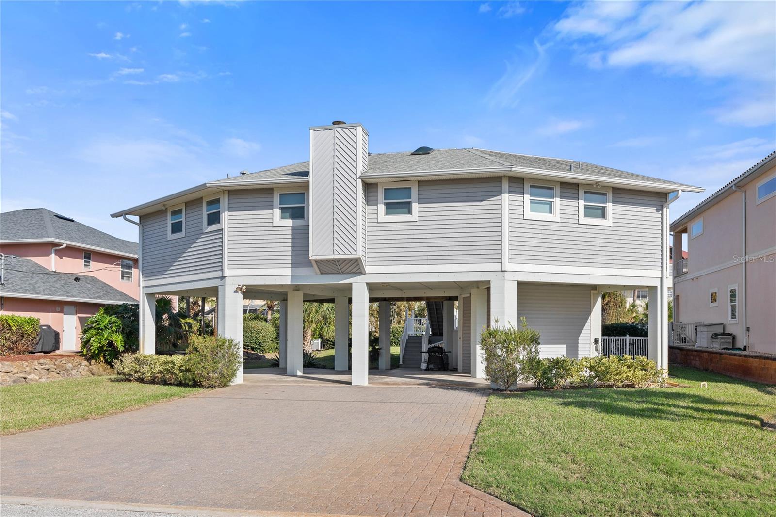 7 MAHOE DRIVE