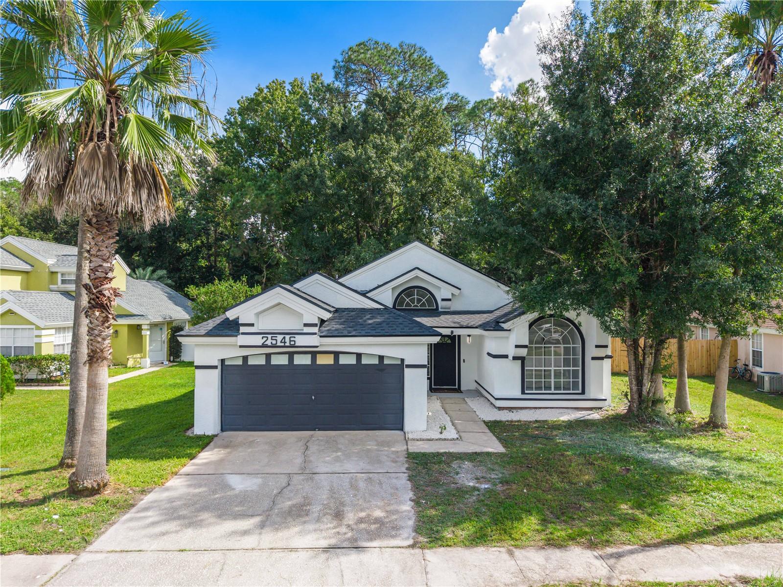 2546 DAVENPORT CIRCLE