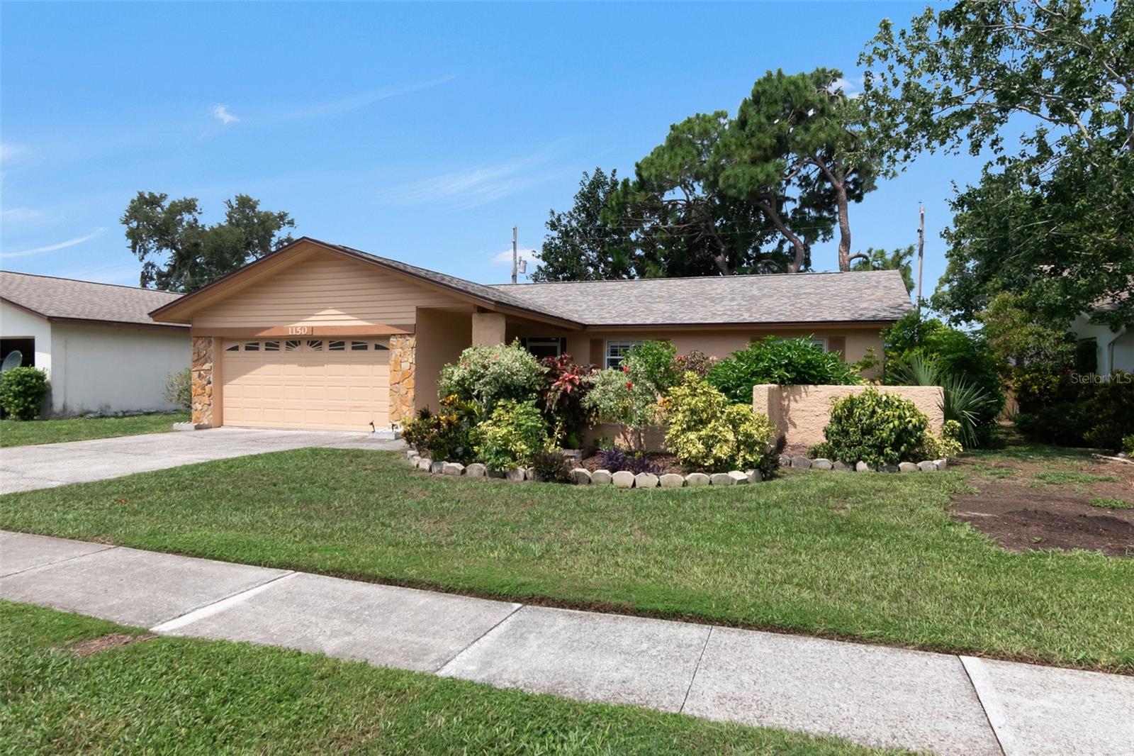 1150 BROOK DRIVE