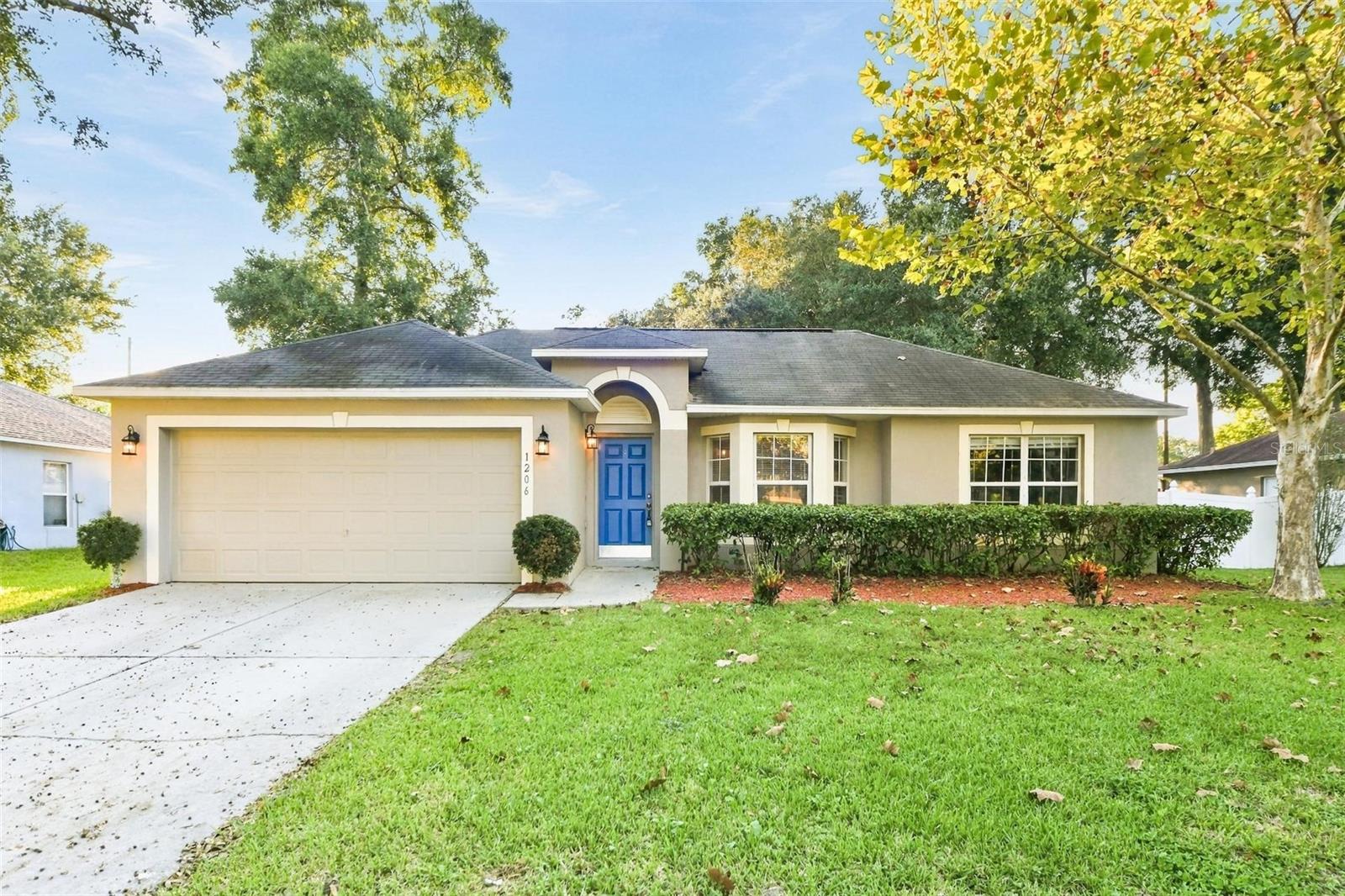 1206 STONEWATER CIRCLE