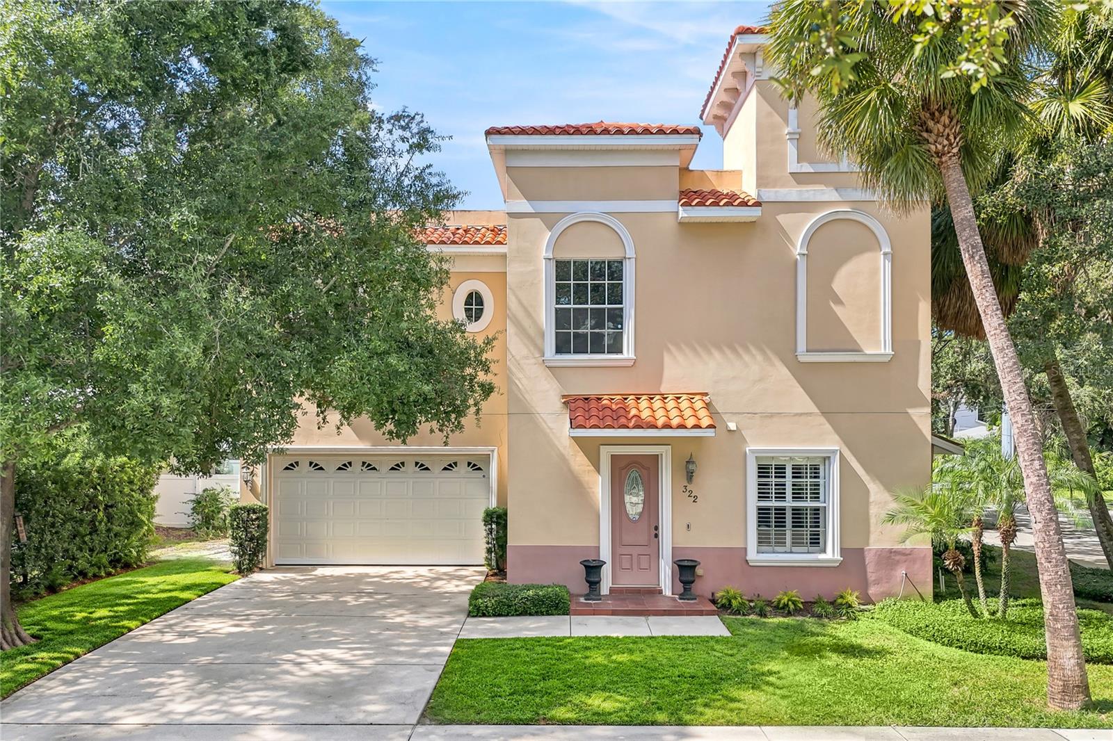 322 N HESPERIDES STREET