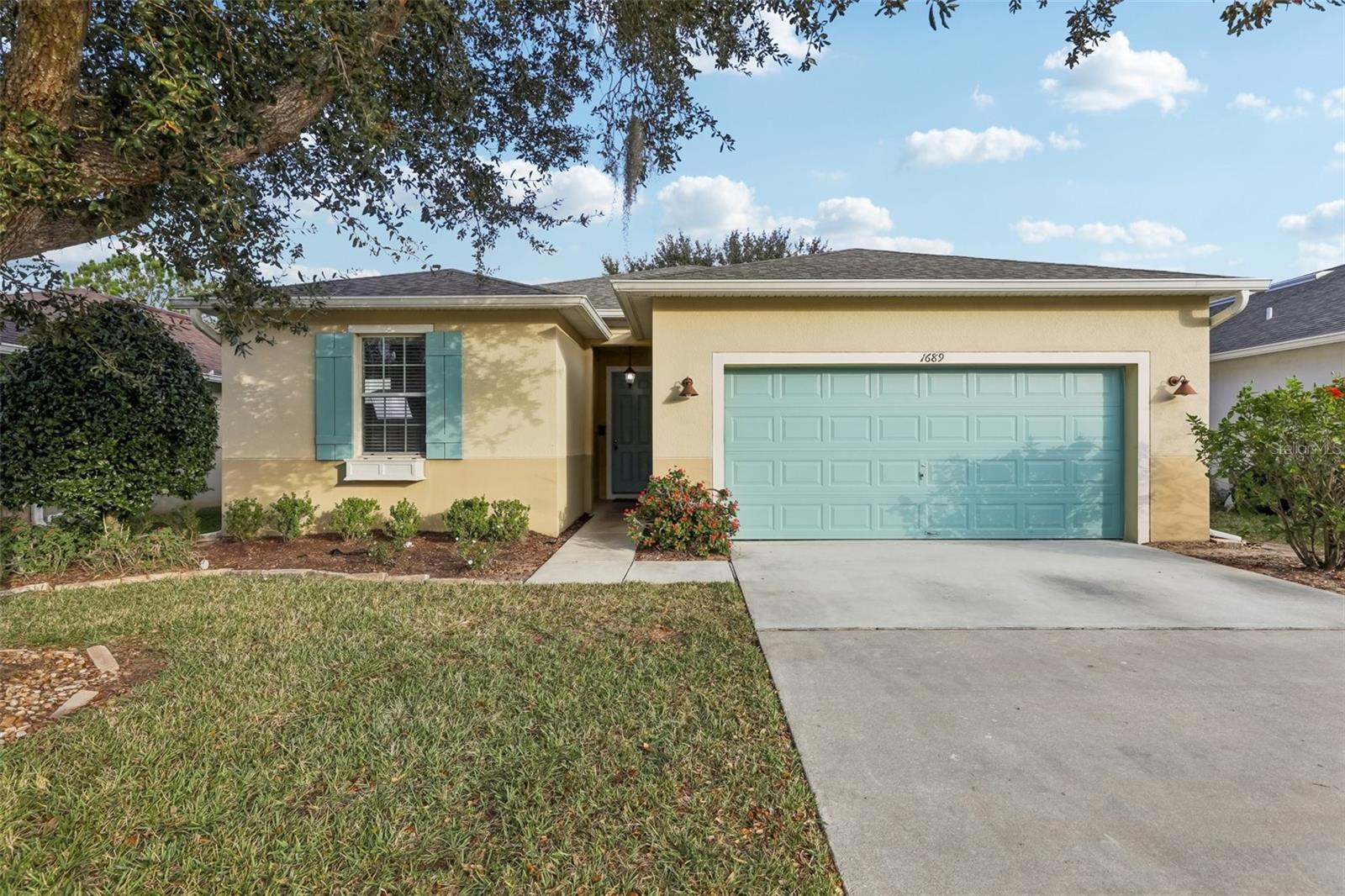 1689 STRATHMORE CIRCLE