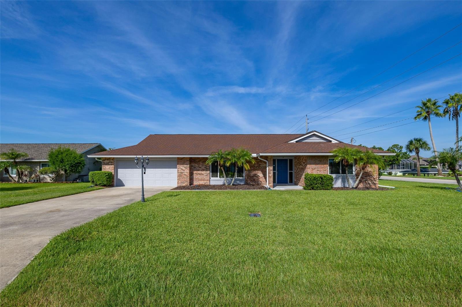 2 CLAYMONT COURT