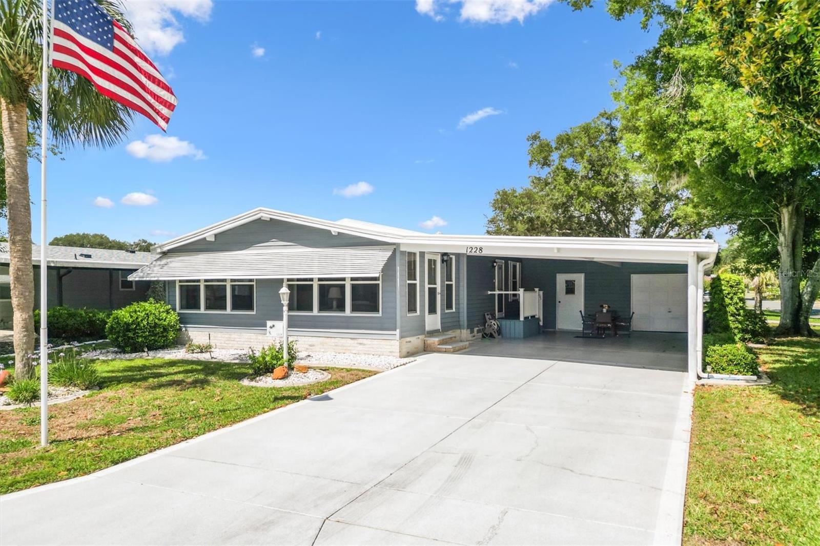 1228 PALMETTO DRIVE, home for sale in Lady Lake