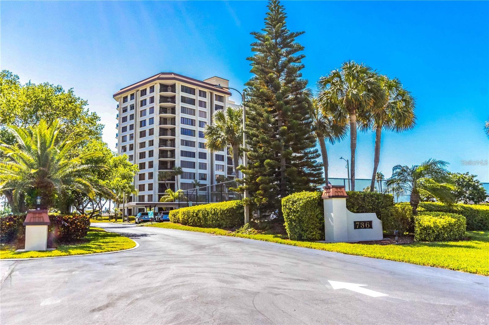 736 Island Way Condo
