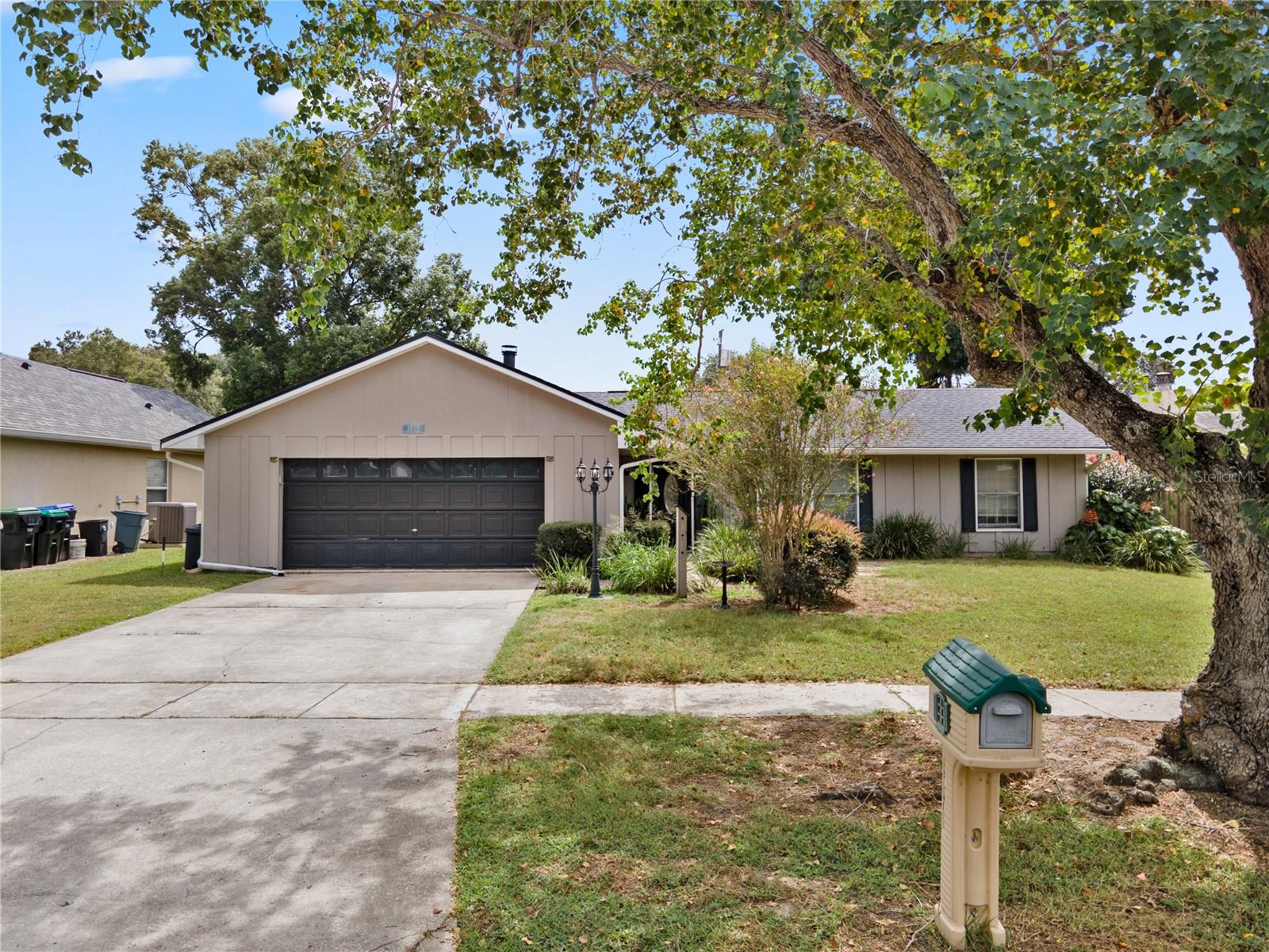 1818 CROWNWOOD DRIVE