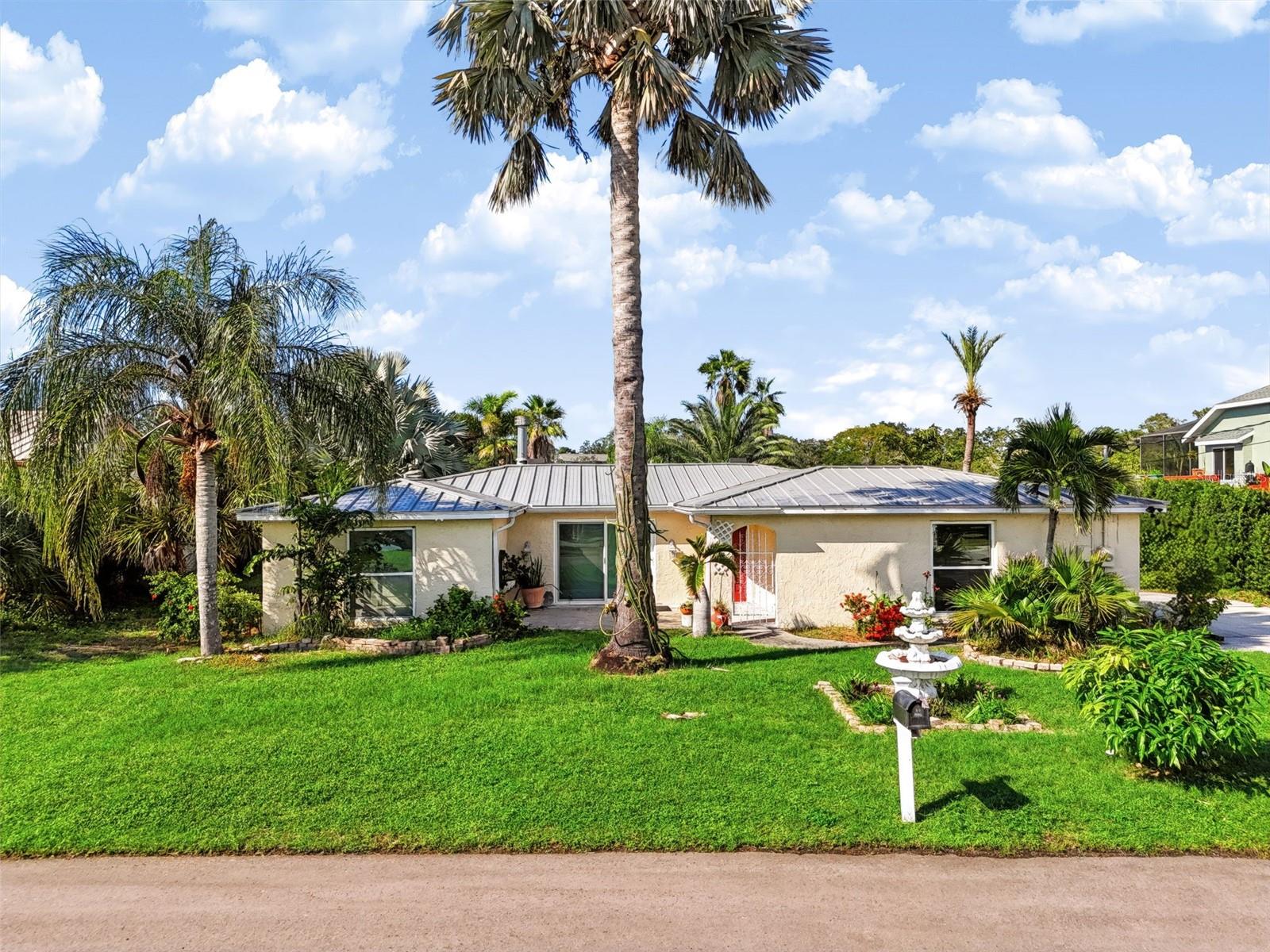 2123 BAYOU DRIVE, home for sale in Holiday