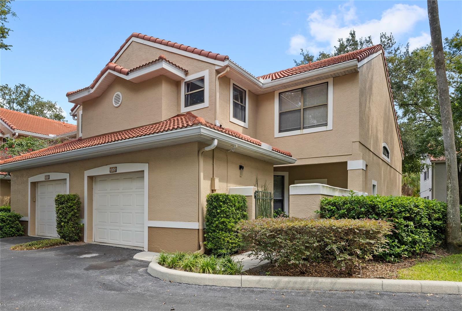 1010 WINDERLEY PLACE #100