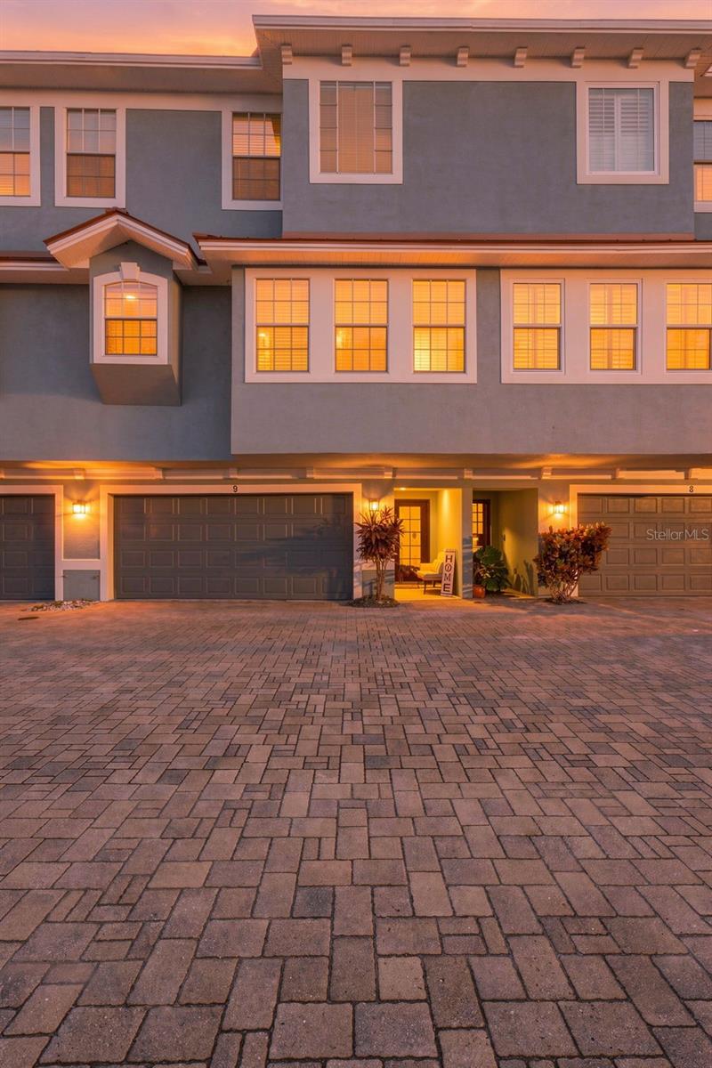 3111 W DE LEON STREET #9