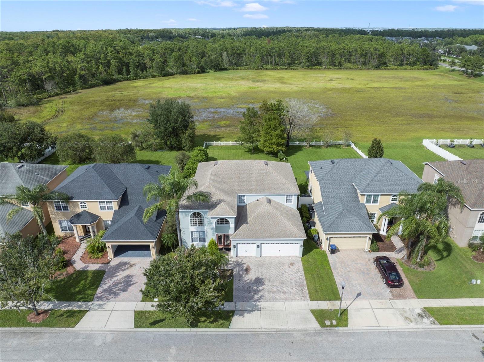 1557 AMARYLLIS CIRCLE