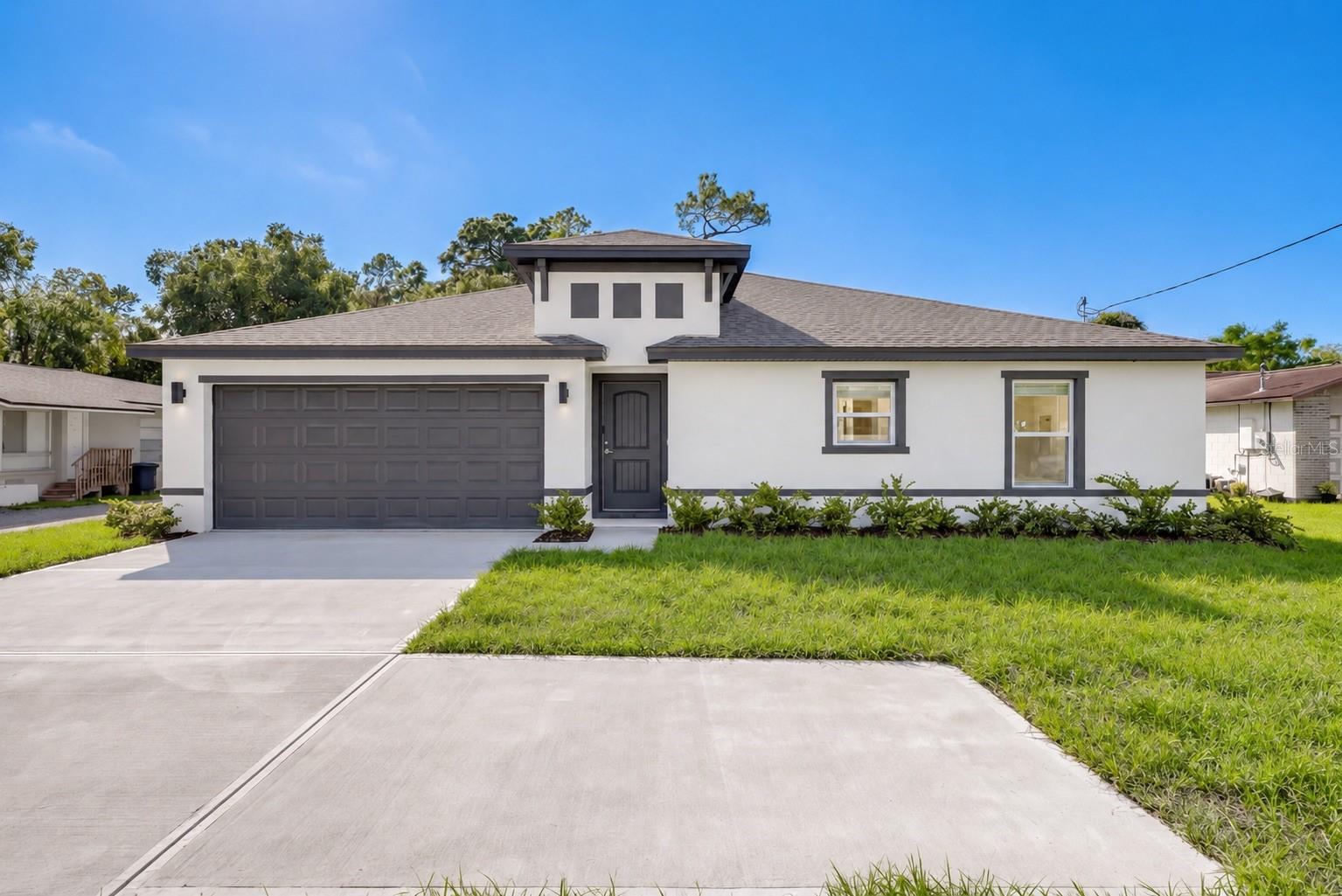 922 S COUNTY ROAD 419