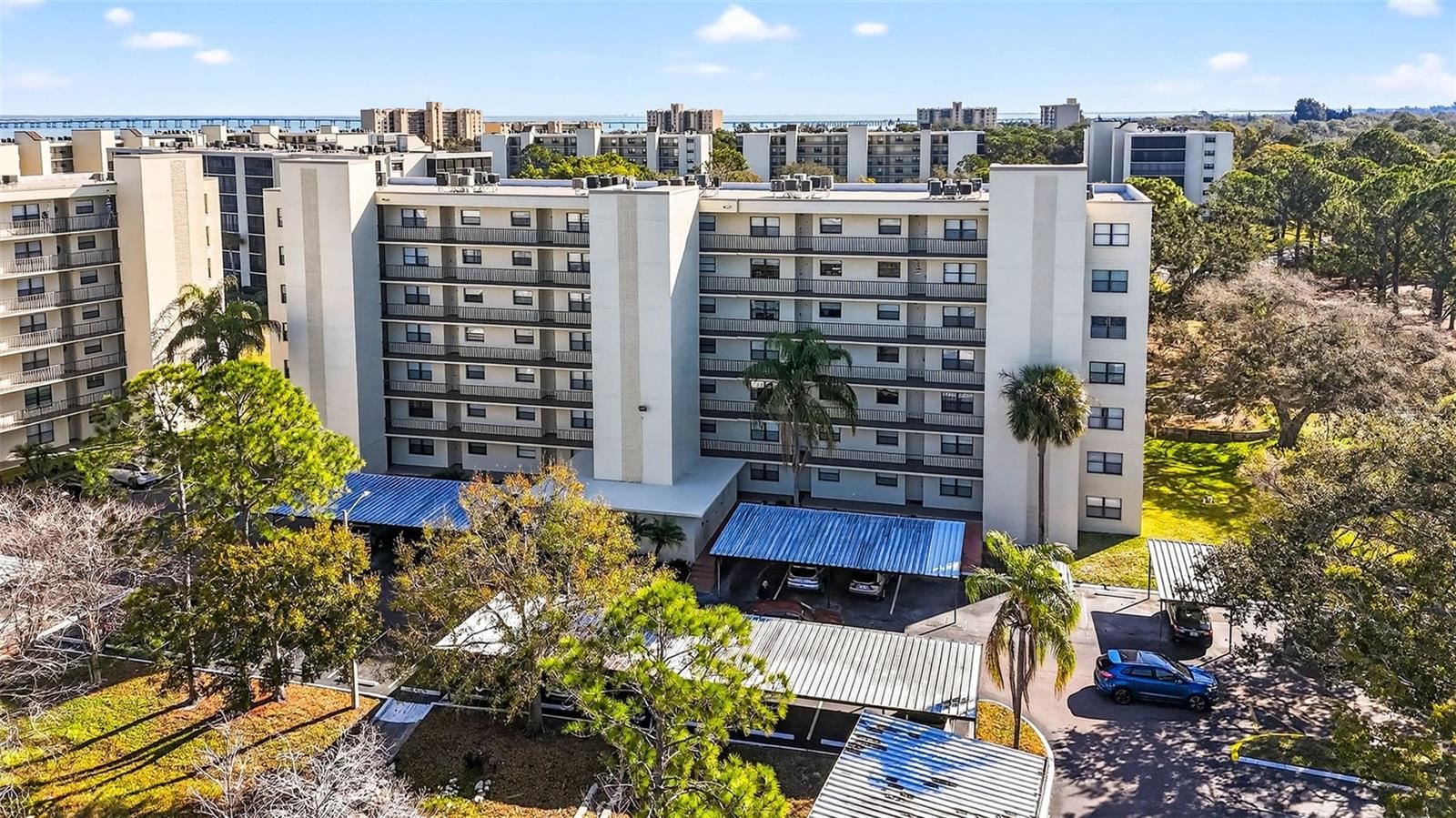 800 COVE CAY DRIVE #7D