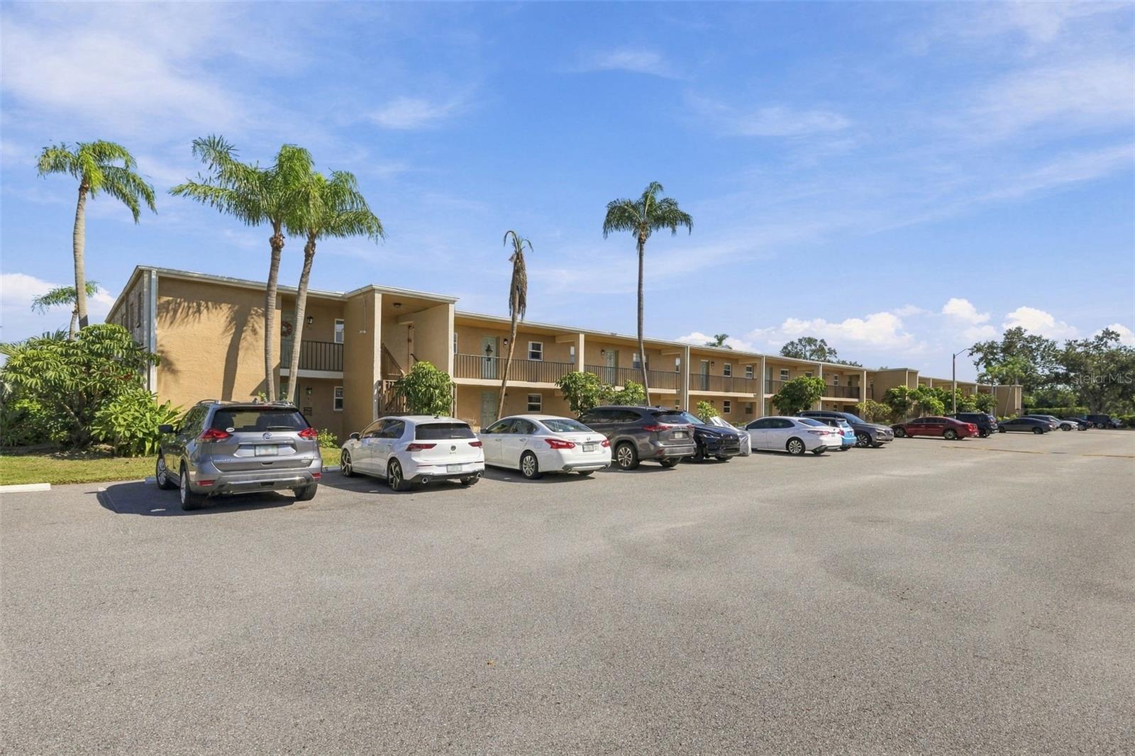 12300 PARK BOULEVARD #106