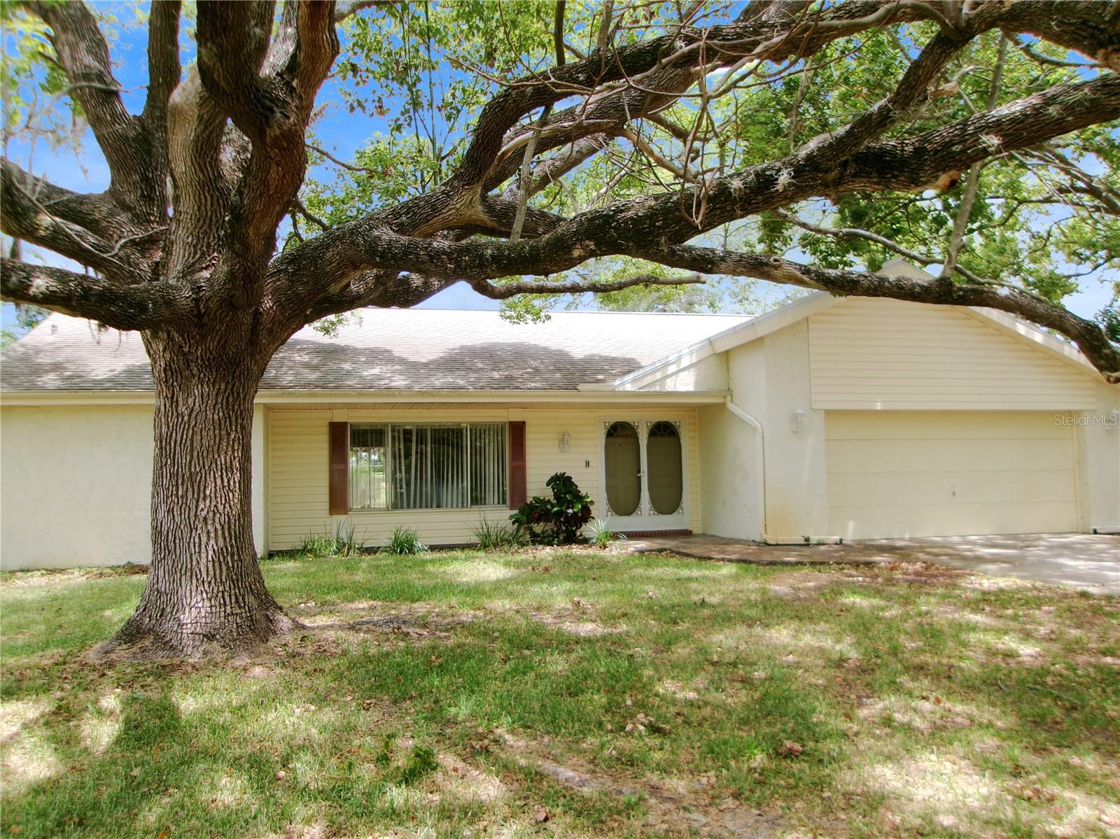 12709 CLOCK TOWER PARKWAY home for sale in Beacon Woods Village