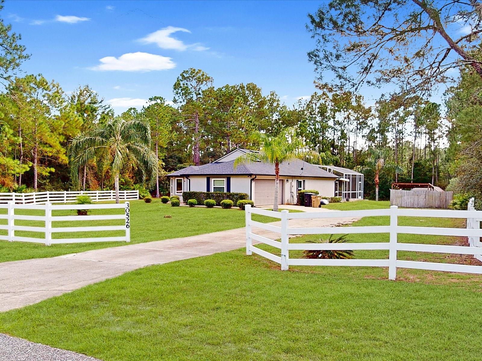 30526 HAWTHORN AVENUE, home for sale in Eustis
