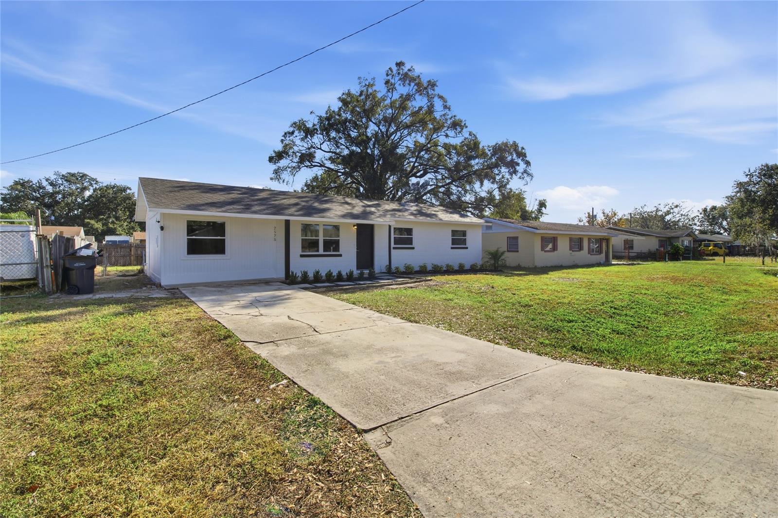 2575 EDMOND CIRCLE