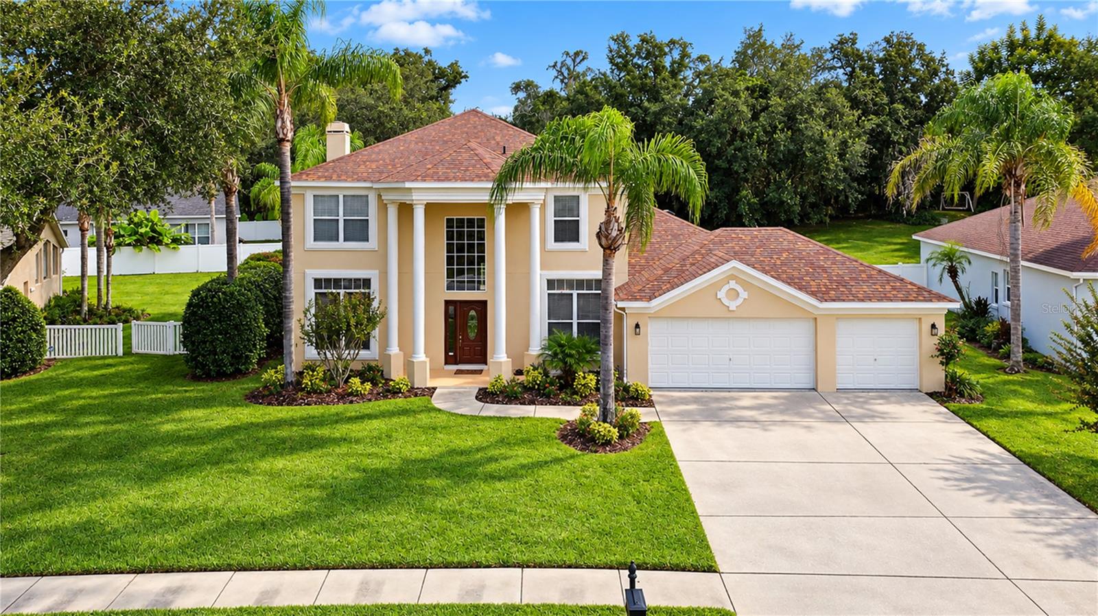 5104 WHISPERING LEAF TRAIL