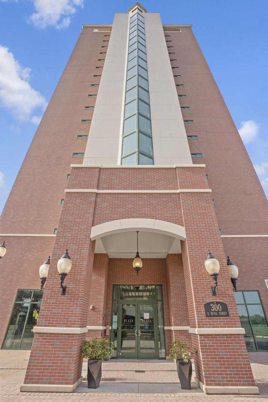 Plaza Tower